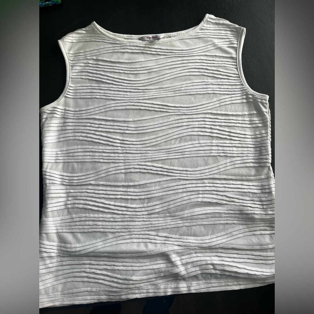 Alia Medium White Sleevless Womens Blouse‎ sheer